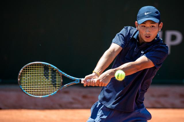 爱游戏平台体验-赛季最后一站，商竣程喜获ATP挑战赛外卡